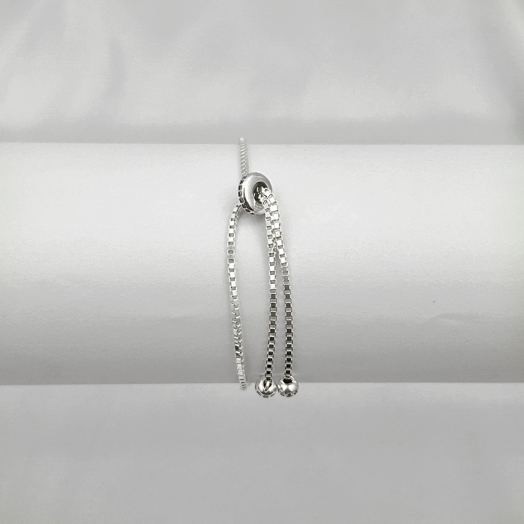 Pulseira Gravatinha Placa Cravejada Luxo (+Fecho Cravejado)