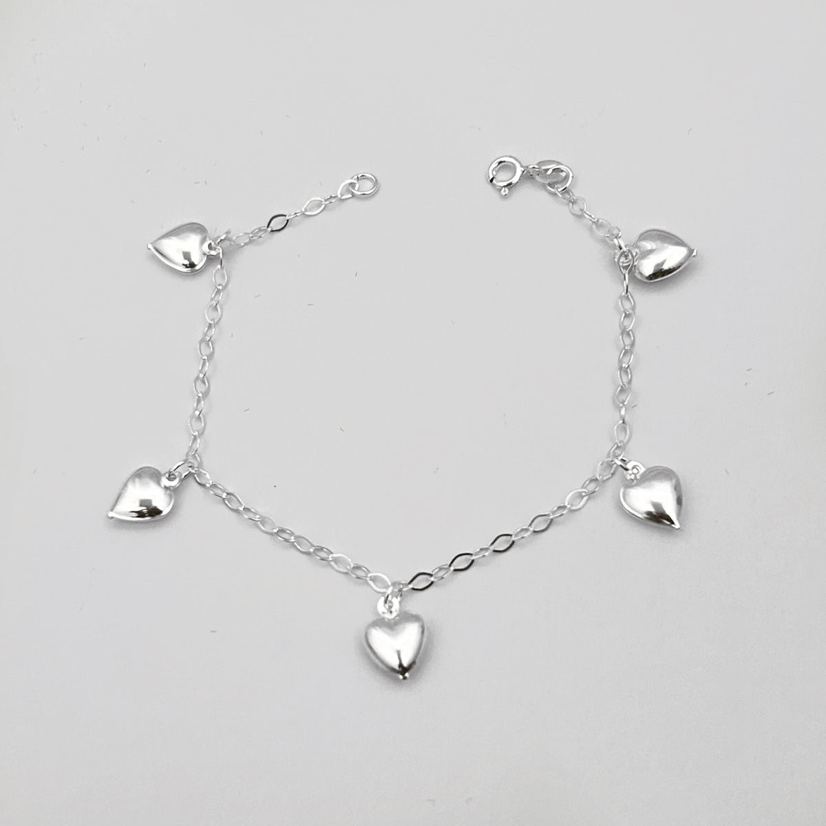 Pulseira Corações Abaulados Liso Pendurados