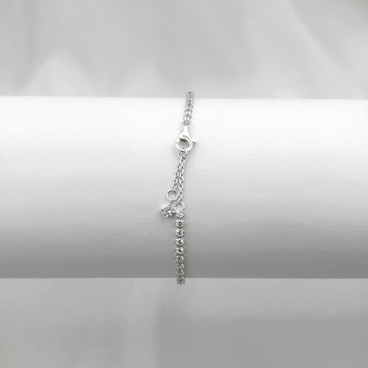 Pulseira Riviera 2mm + Ponto de luz Coração Central