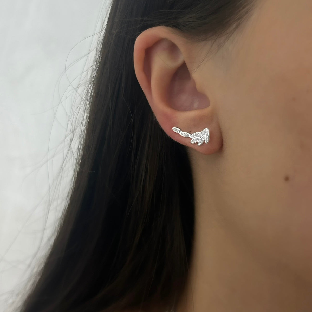 Brinco Ear Cuff Asa Cravejada (Luxo)