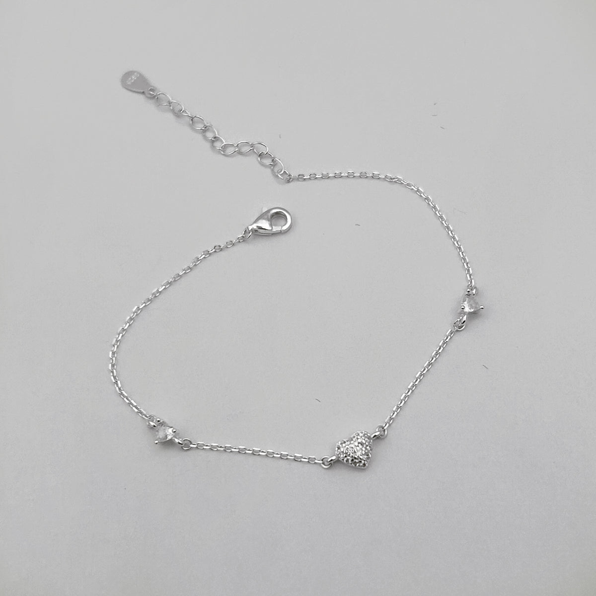 Pulseira Coração Cravejado + Pontos de Luz de Coração Intercalados