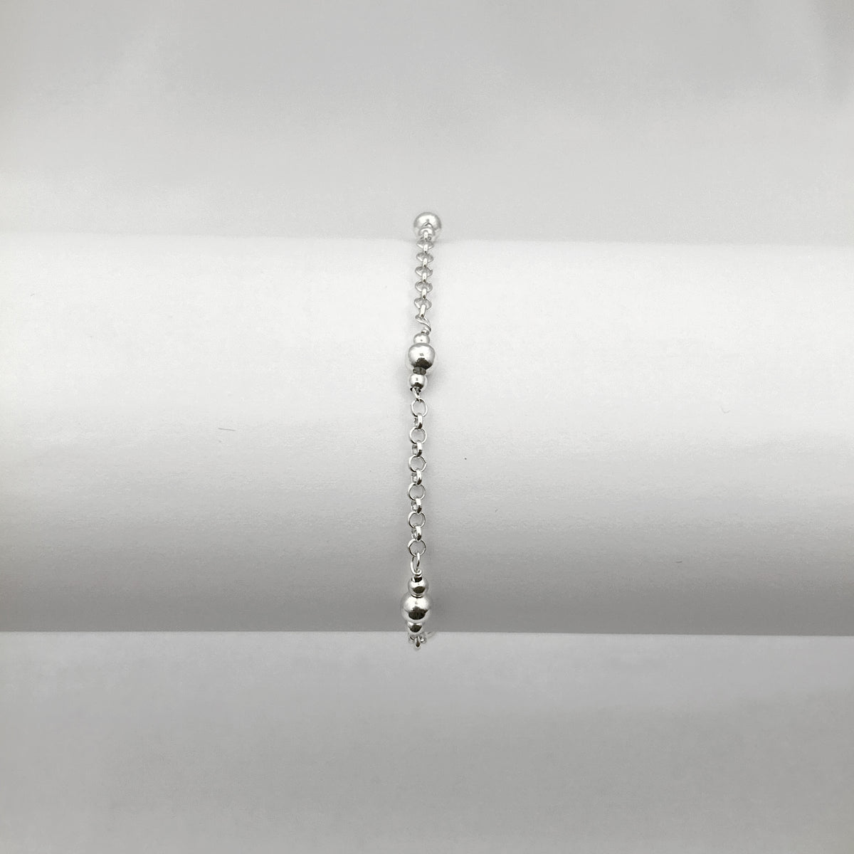 Pulseira Elo Português com Bolinhas Assimetricas