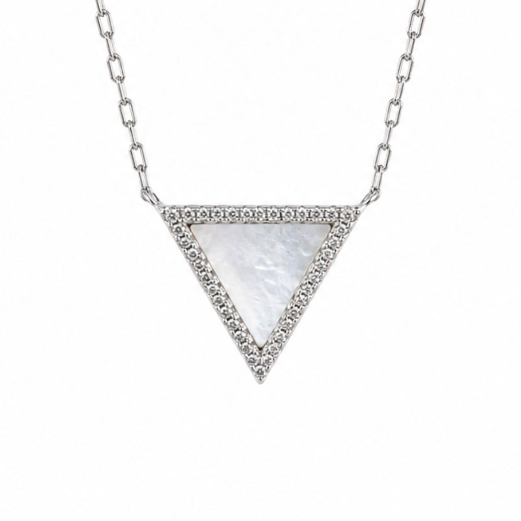 COLAR MADREPÉROLA TRIANGULAR CRAVEJADO 40+5CM